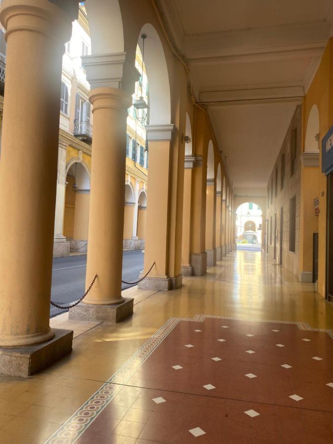 Ferienwohnung Casa Dante: Oneglia Centro-Marina-Spiagge Imperia Exterior foto